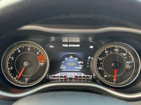 Jeep Cherokee trail walk image 13