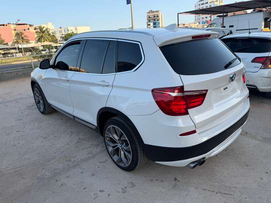 BMW X3 xDrive28i xLine image 12