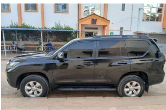 LOCATION TOYOTA PRADO 2024 image 2