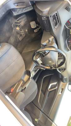 Peugeot 3008 année 2016 image 8