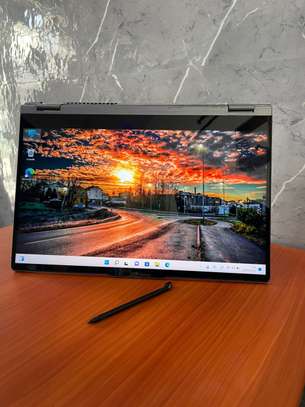 Lenovo yoga,core i7 image 4
