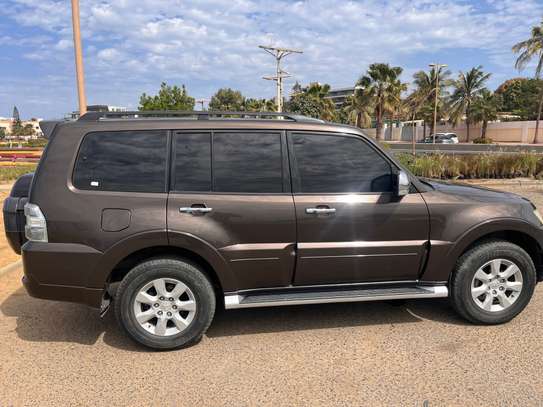 Mitsubishi Pajero 2017 image 5