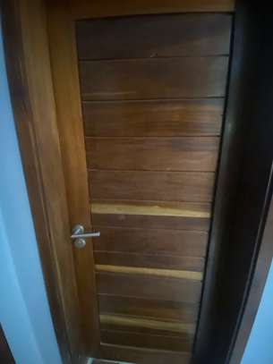 Belle Chambre salle de bain avec spot lumière image 5
