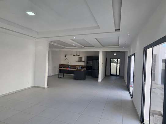 PROJET DE 8 VILLAS AVEC PISCINE  A LA SOMONE image 11