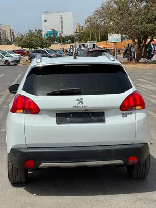 PEUGEOT 2008 année 2016 image 7