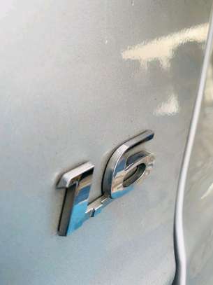 Hyundai avante 2018 image 3