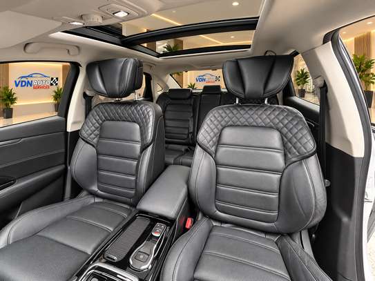 Renault SM6 essence full options image 4