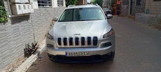 Jeep Cherokee bon état image 3
