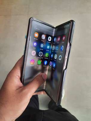 Galaxy Fold 4 image 2