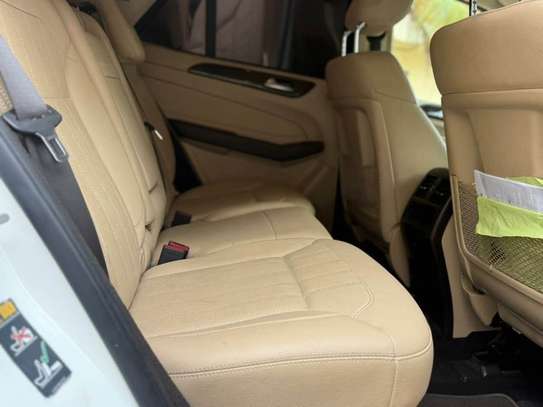 Mercedes GLE 350 4Matic 2017 SUV blanc puissant image 9