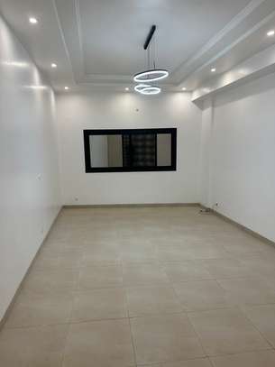 APPARTEMENT F4 DE STANDING À SACRÉ-CŒUR 1 image 2