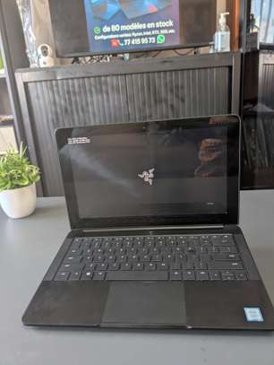 Razer blade i7 7th gen 2.9ghz /16gb ram /SSD nvme 512gb image 7