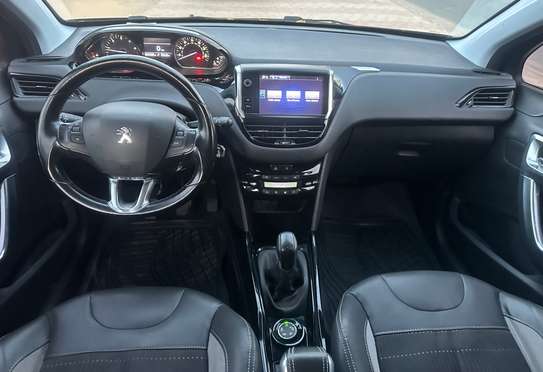 Peugeot 2008 allure manuel diesel venant image 4