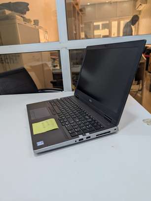 Dell precision 7540 i7 9ieme 16g de ram 1 tera image 3