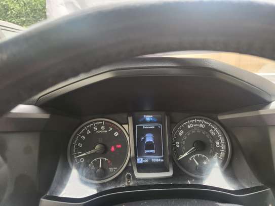 2022 Toyota  Tacoma  Double Cabine image 6