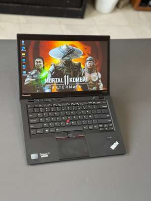 Lenovo x1 Carbon i7 tactile image 3
