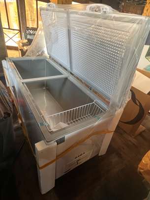 Congélateur coffre professionnel Inverter NEUF image 6