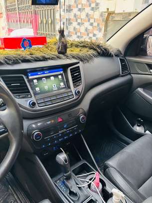 HYUNDAI *TUCSON EVGT* 2017 image 4
