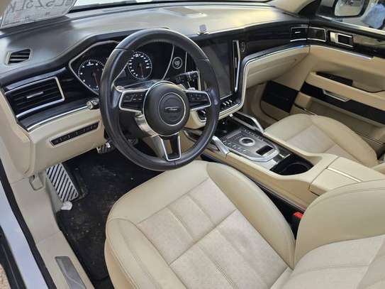 Zotye Auto 2017 image 4