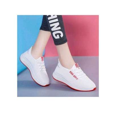 Chaussures homme et femme image 4
