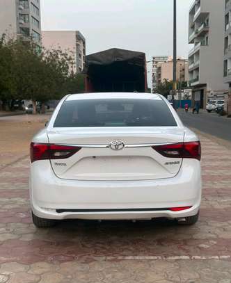 Toyota Avensis 2016 image 6