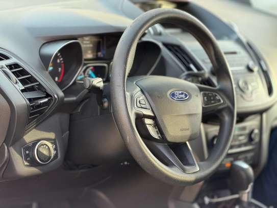 Ford Escape se image 7