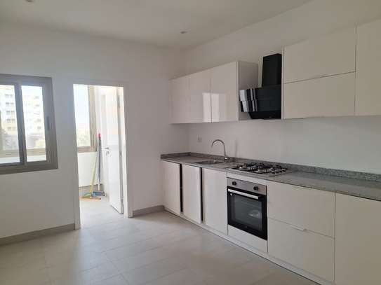 Appartement a louer au Point E image 5