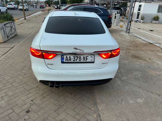 Jaguar XF 2017 full options image 4