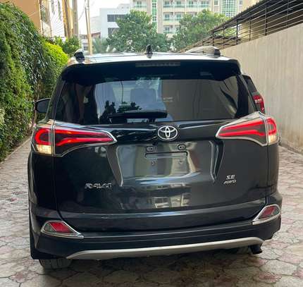 TOYOTA RAV4  2017 image 12