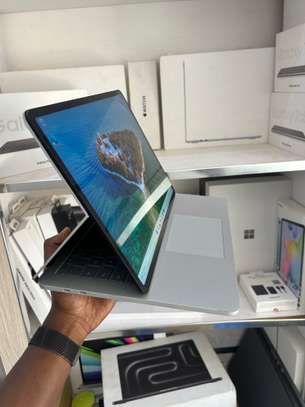 Surface Laptop Studio 1 - I5 11e | 16GB RAM | 256 image 5