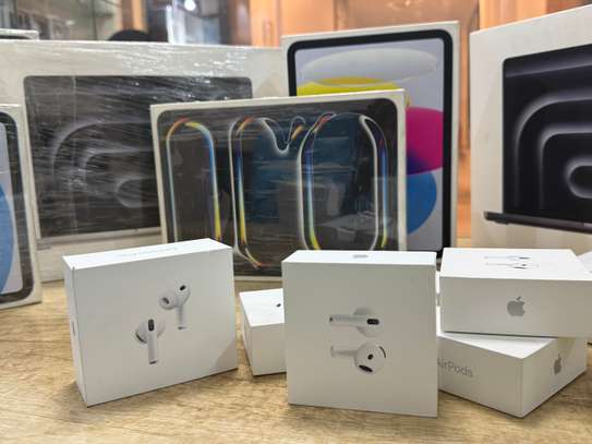 Macbook Pro M5 1To Ram16 - Ipad Pro M5 - Ipad 11e Cellulaire image 6