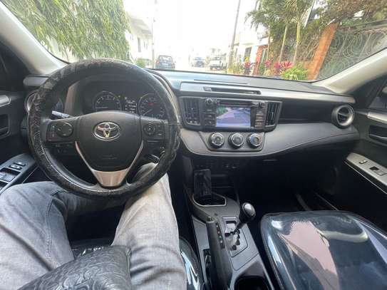 TOYOTA RAV 4 2018 image 12