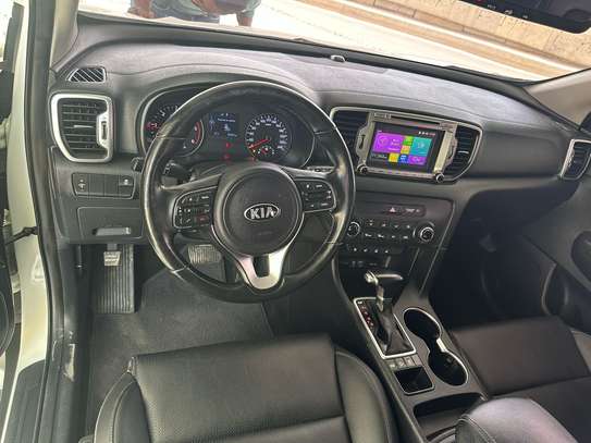 Kia Sportage Limited 2017 image 2