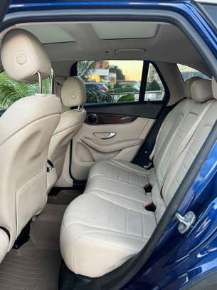 Mercedes GLc 300 image 9