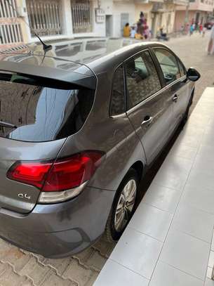 Location Citroën C4 image 4