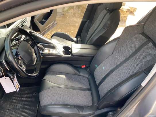 PEUGEOT 3008 image 10