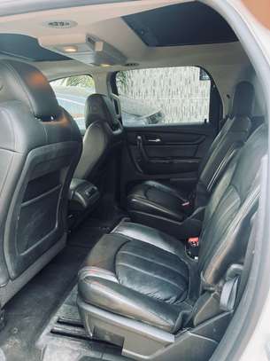 LOCATION  GMC ACADIA  07 PLACES TOIT OUVRANT image 10
