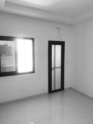 APPARTEMENT F3 À LOUER À NGOR ALMADIES image 9