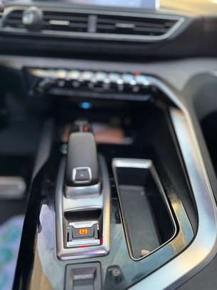Peugeot 3008 Gt image 9