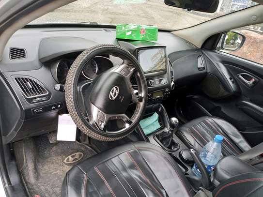 Hyundai x35 image 7