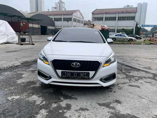 Hyundai Sonata Hybride image 1