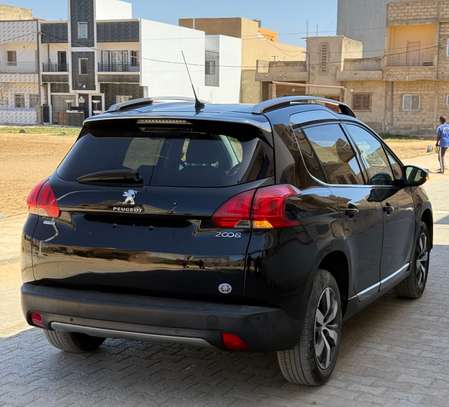 Peugeaut 2008 diesel manuel année 2016 image 5