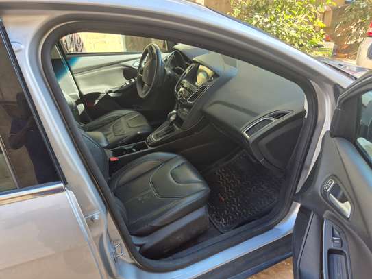 2018 Ford focus titanium image 3