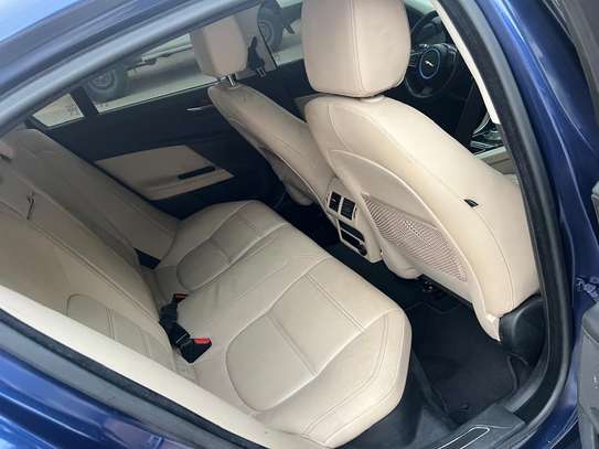 Jaguar XF 2017 Diesel 2.0 image 11