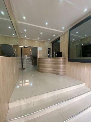 Appartement de type F4 à louer aux almadies image 2