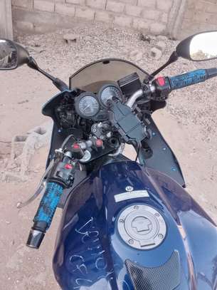 Yamaha fazer 1000 Année 2004 avec CMC image 4