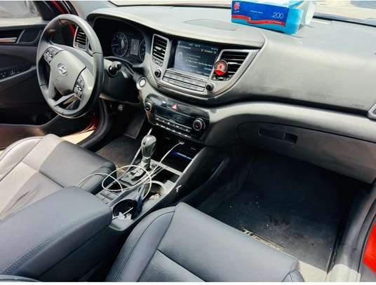 Hyundai Tucson 2017 image 2