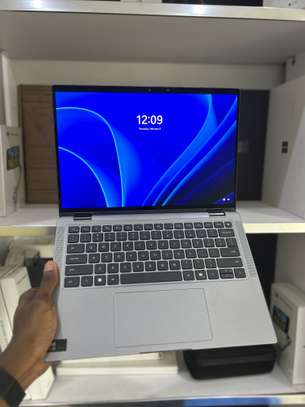 Dell Latitude 7450 X360 - Ultra 7 | 16GB RAM | 256 image 2