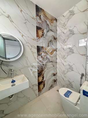 Ref_2928_GL Beaux F4 neufs à louer à Sacré-Cœur 3 image 6