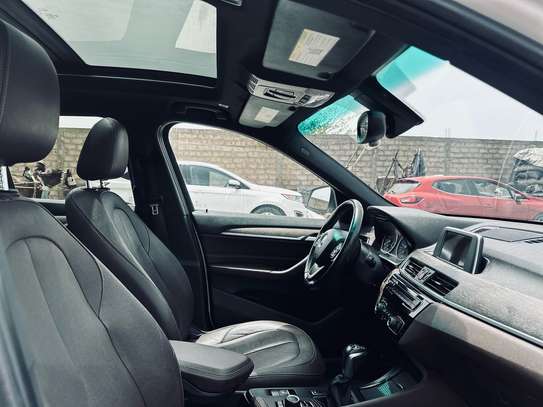 BMW X1 image 10